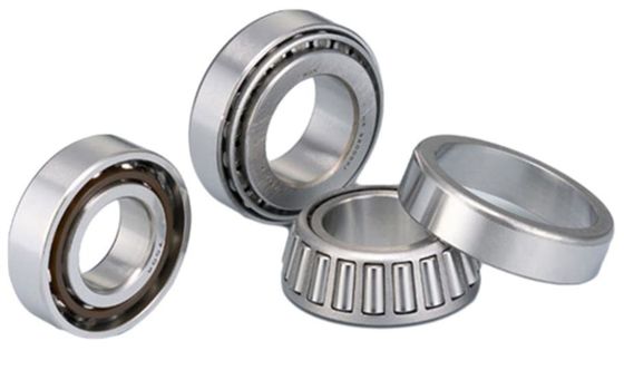 6204TBP63 Stempelstahl Versiegelt SKF Tiefen Rillen Kugellager 18000 R/Min Ölgeschmierte Geschwindigkeit